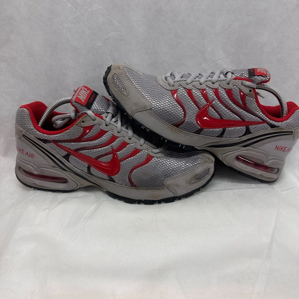 Nike Air Men's Athletic Shoes in Gray and Red - Picture 1 of 4